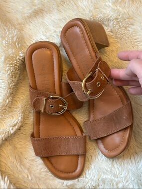 Italian Shoemakers Tan Suede Buckle Slide Sandals - Women